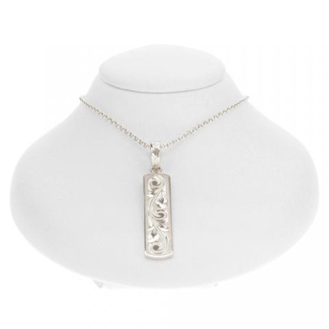 レイズドペンダント(オールドイングリッシュ)/K14WG|ハワイアンジュエリーブランドMaxi(マキシ)公式通販オンラインショップ