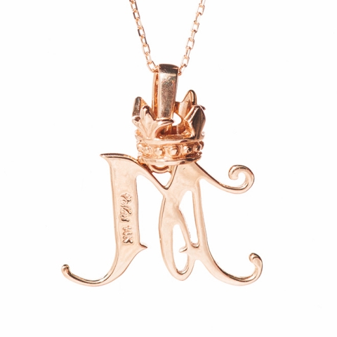 ハワイアンジュエリー/K14PG/クラウン イニシャル ペンダント「M」|ハワイアンジュエリーブランドMaxi(マキシ)公式通販オンラインショップ