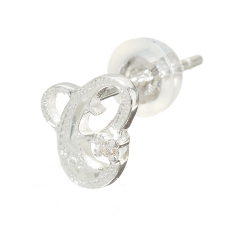 ハワイアンジュエリー/Silver925/イニシャル「C」 ピアス(ダイヤモンド付)|ハワイアンジュエリーブランドMaxi(マキシ)公式通販オンラインショップ