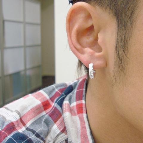 ハワイアンジュエリー/K14WG/カットアウトフープピアス(大)|ハワイアンジュエリーブランドMaxi(マキシ)公式通販オンラインショップ