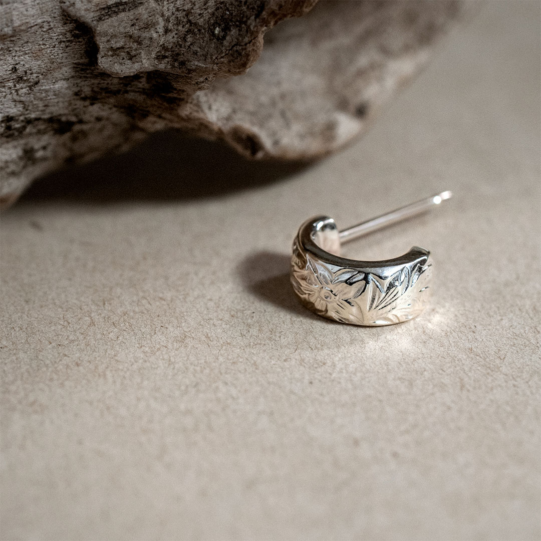 オールドイングリッシュピアス