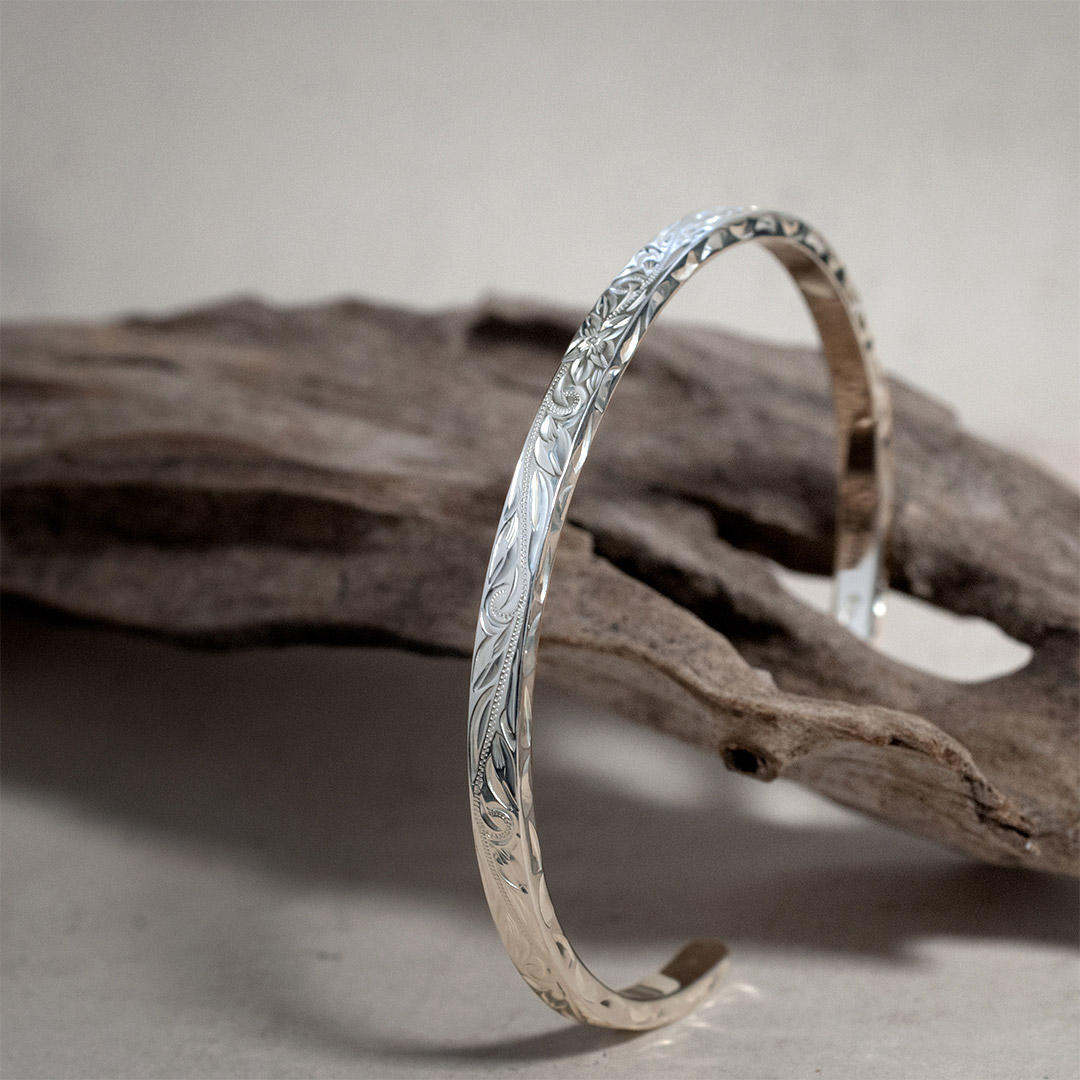 Maxi オープンバングル・4mm